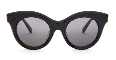 Loewe Lw40126i Tarsier 01a Sunglasses In Shiny Black