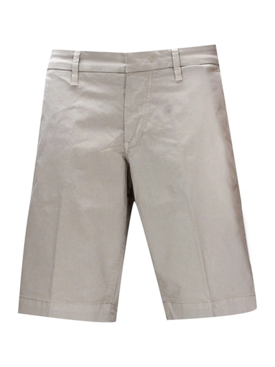 Fay Logo-patch Stretch-cotton Bermuda Shorts In Beige