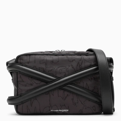 Alexander Mcqueen The Harness Vanity Case Men In Black