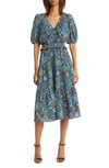 VINCE CAMUTO VINCE CAMUTO FLORAL TIERED PEBBLE CREPE MIDI DRESS