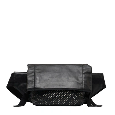 Bottega Veneta Intrecciato Black Leather Shoulder Bag ()