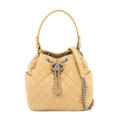 Pre-owned Chanel Matelassé Beige Leather Shopper Bag ()