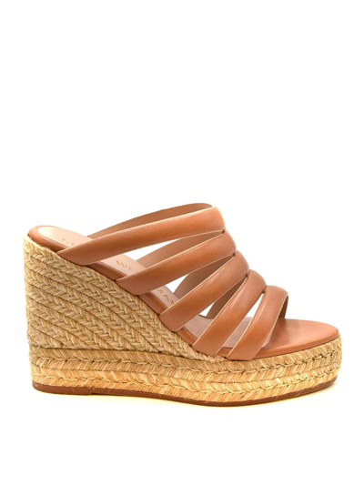 Stuart Weitzman Sandals In Beige