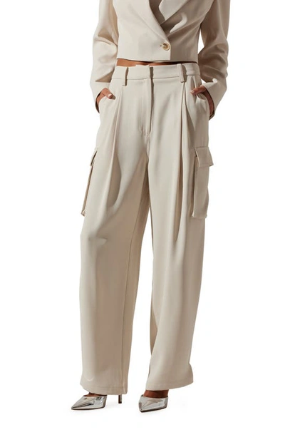 Astr Denison Pleated Cargo Pants In Bone