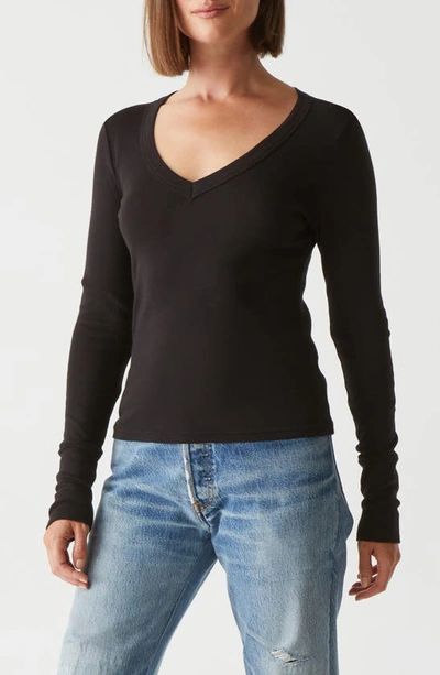 Michael Stars Logan Long Sleeve V Neck Tee In Washed Black