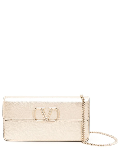 Valentino Garavani Vlogo Signature Metallic Leather Wallet On Chain In Gold