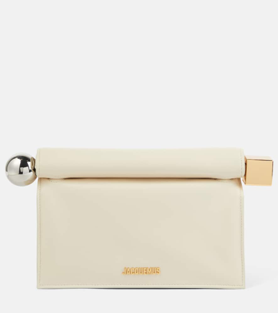 Jacquemus La Pochette Rond Carré Leather Clutch In Neutral