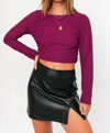 LE LIS LONG SLEEVE RUCHED CROP TOP IN MAGENTA