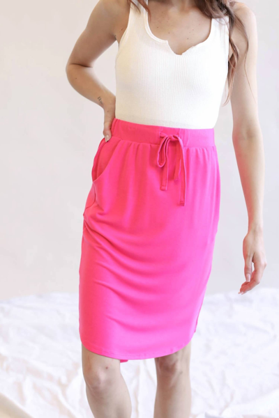 Zenana Tulip Hem Skirt With Side Pockets In Fuchsia In Pink