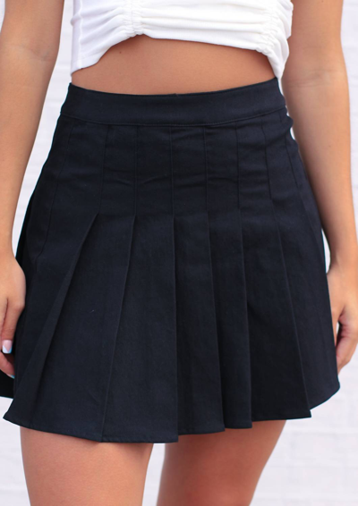 Le Lis Cool Girl Vibes Skirt In Black