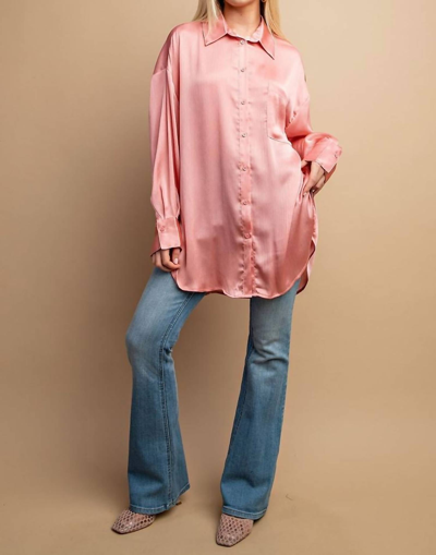 Gigio Oversized Satin Button Down Shirt In Light Rose In Pink