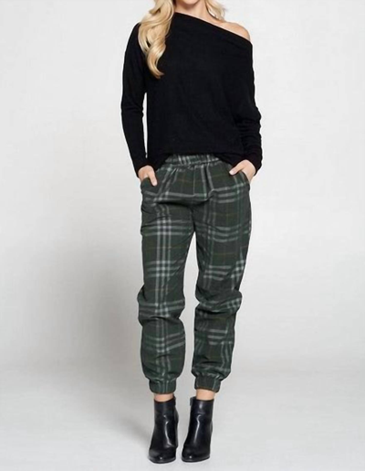 Reneec. Large Pattern Plaid Jogger With Pockets In Olive In Green