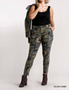 UMGEE SLIM LEG PLUS PANTS WITH ZIPPER DETAIL IN GREEN CAMO