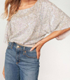 Sugarfox Round Neck Short Sleeve Top In Champagne In White