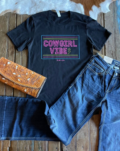 The Whole Herd Cowgirl Vibes Tee In Black