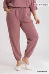 UMGEE RIBBED KNIT JOGGER PLUS IN DUSTY MAUVE