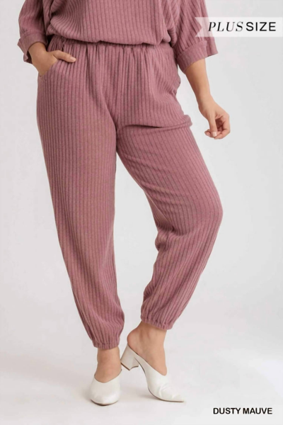 Umgee Ribbed Knit Jogger Plus In Pink