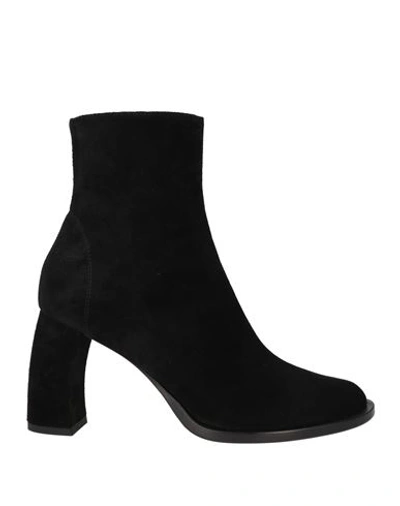 Ann Demeulemeester Woman Ankle Boots Black Size 6 Leather