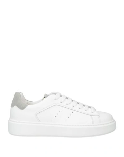 Doucal's Man Sneakers White Size 9 Leather