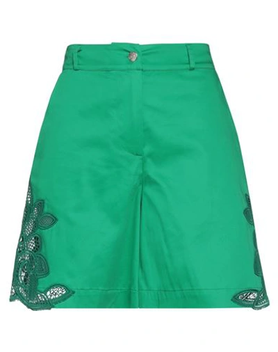 Tricot Chic Woman Shorts & Bermuda Shorts Green Size 6 Cotton, Elastane