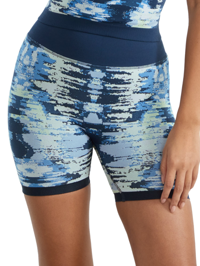 Sweaty Betty Glitch Seamless Shorts In Blue Glitch Jacquard