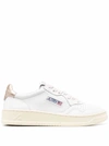 AUTRY 'MEDALIST' WHITE LOW TOP SNEAKERS WITH CONTRASTING HEEL TAB IN LEATHER WOMAN