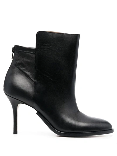 Maison Margiela Round Toe Ankle Boots In Black