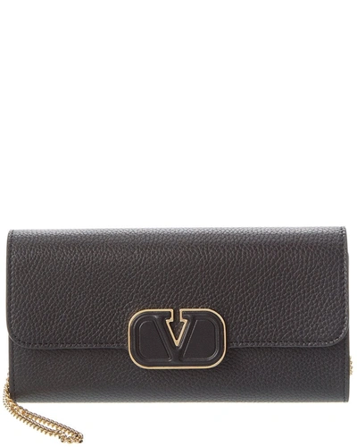 Valentino Garavani Vlogo Grainy Leather Wallet On Chain In Black