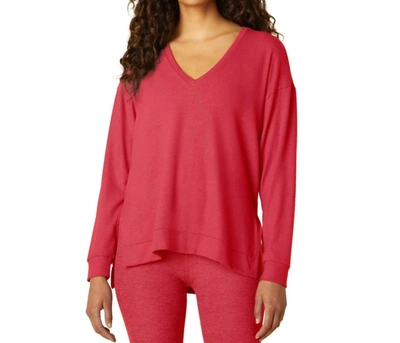 Beyond Yoga Long Weekend Lounge Pullover In Coral In Pink