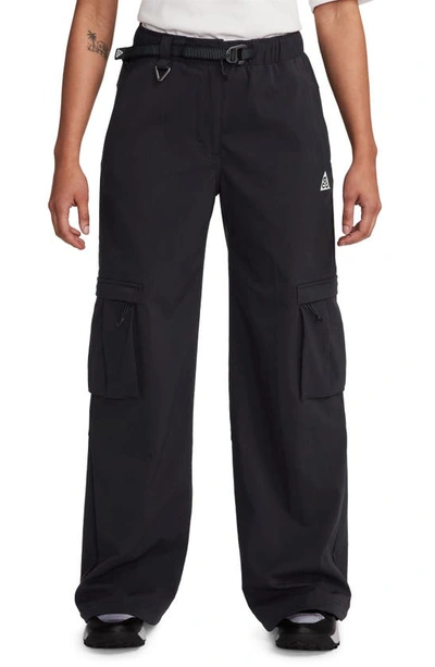 Nike Women's  Acg "smith Summit" Cargo Pants In Black/ Summit White