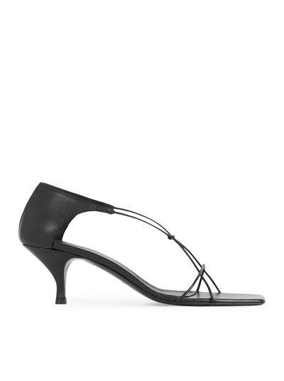 Totême The Knot Leather Sandals In Black