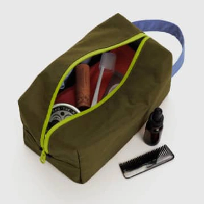 Baggu Dopp Kit Wash Bag In Green