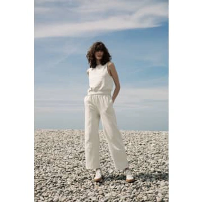 Beaumont Organic Nerida Organic Cotton Trousers In Stone In White