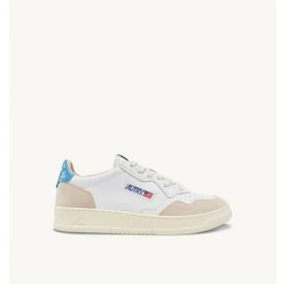 Autry Medalist Low Leather Suede Shoes In White