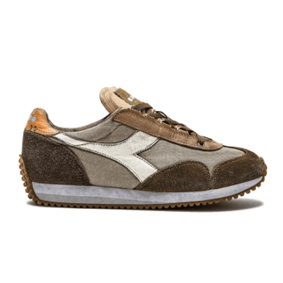 Diadora Equipe H Dirty Stone Wash Evo Trainers In Neturals