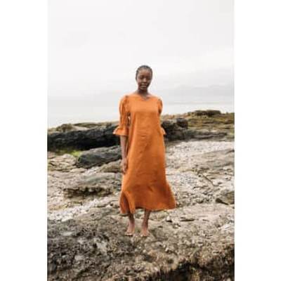 Beaumont Organic Nerissa Linen Dress In Pecan In Orange