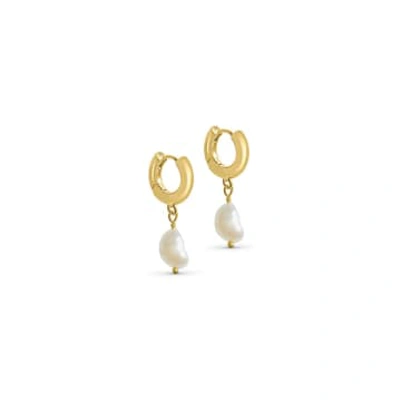 Formation Allesia Freshwater Pearl Hoops In Gold