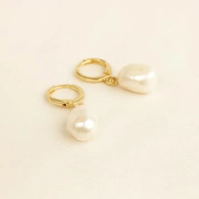 Agape Estée Pearl Hoop Earrings In Gold