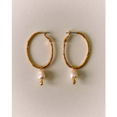 Sessun - Uata Pearl Earrings In Gold