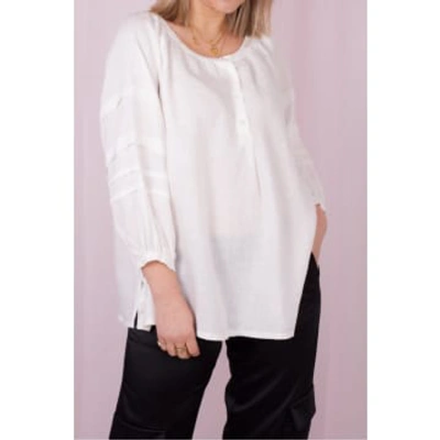 Rosso35 Off White Collarless Blouse