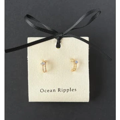 Ocean Ripples Cats Eye Cuff Earrings B184 In Gold