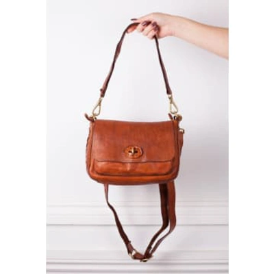 Campomaggi Crossbody Bag Cowhide With Seams In Cognac In Burgundy