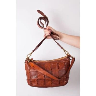 Campomaggi Crossbody Bag Cowhide With Woven In Cognac In Brown