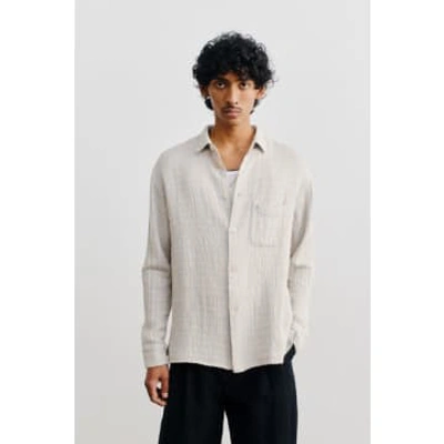 A Kind Of Guise Gusto Shirt Washed Clay In White