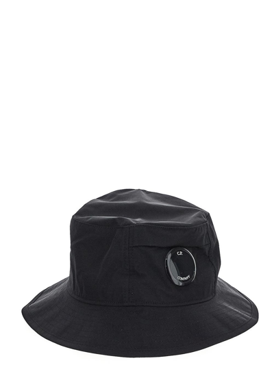 C.p. Company Bucket Hat In Black