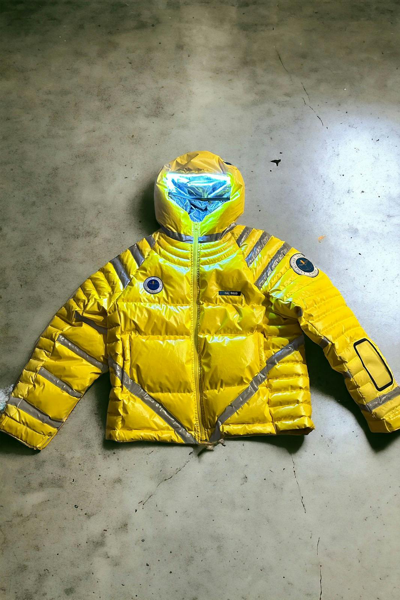 UNDERCOVER パーカー 2001:A SPACE ODYSEEY Undercover AW18 2001 Space Odyssey puffer jacket in maroon