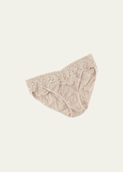 Hanky Panky Signature Lace V-kini Briefs In Neutral