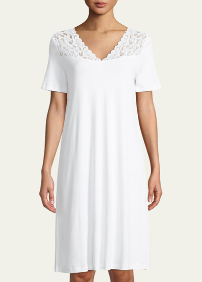 Hanro Short-sleeve Lace-trim Nightdress In White