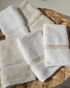Home Treasures Wreath Fingertip Towels, Set Of 2 In White