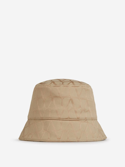 Valentino Garavani Vlogo Motif Hat In Taupe